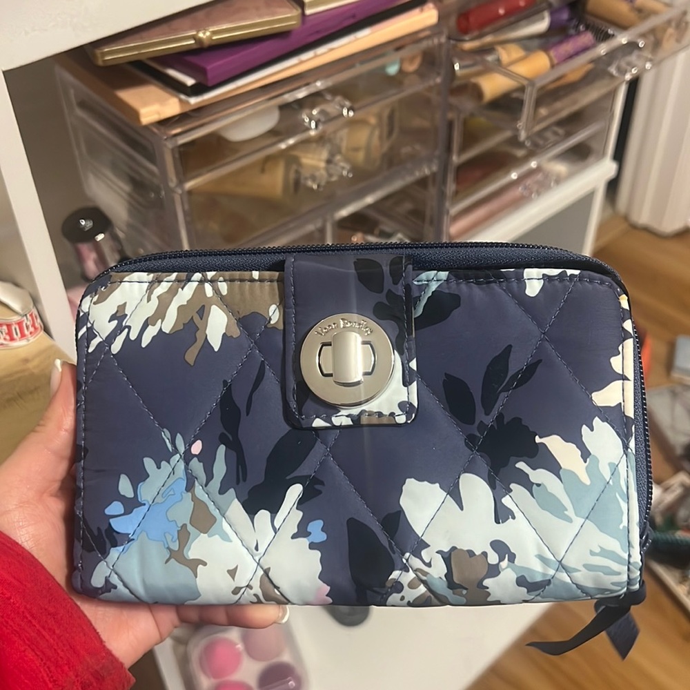 Vera Bradley purse